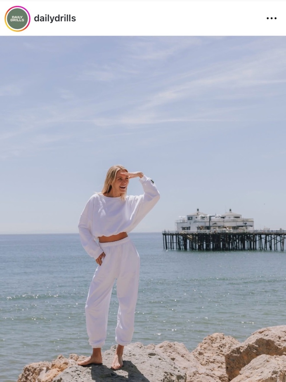 Daily Drills Cinched Waist Oversized Crewneck in White, Size M/L